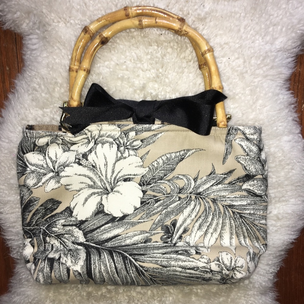 Tasselled Totes Hawaiian Cape Bag (Tan) Never used